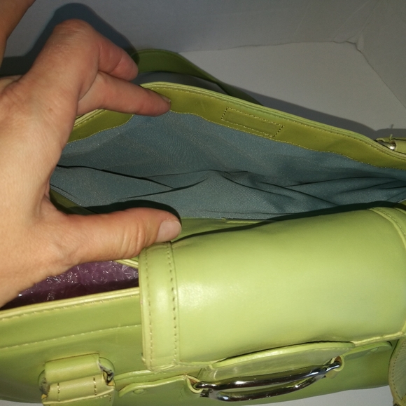 Cole Haan Light green vintage purse - Picture 13 of 16
